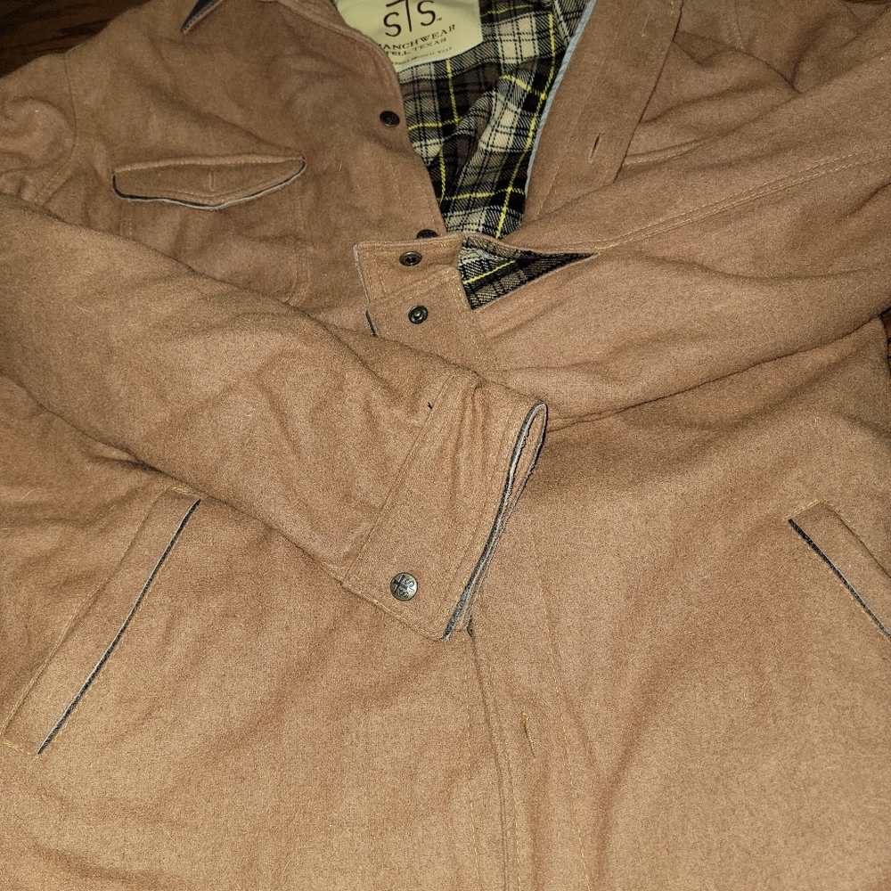 Jacket - Picture 2 of 4